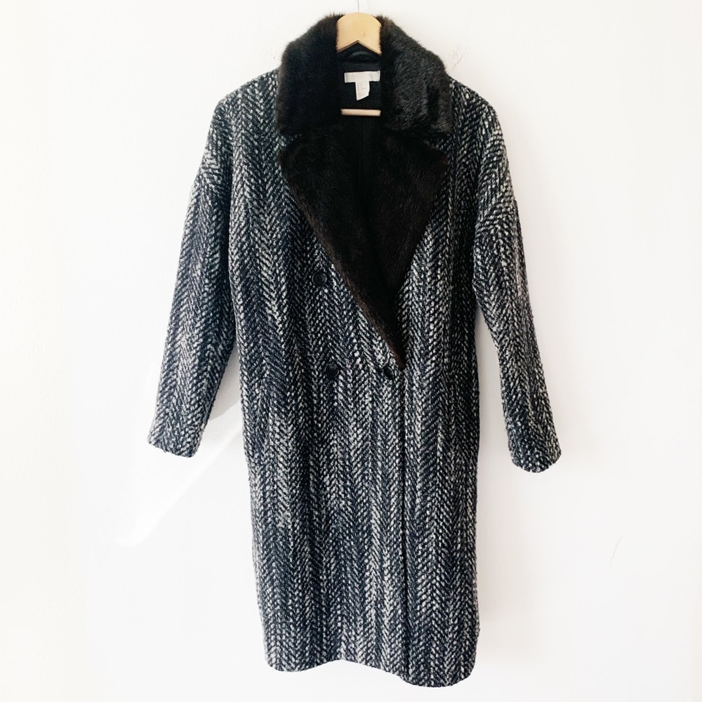 H&M Wool Blend Coat With Faux Fur Collar - Picture 2 of 6